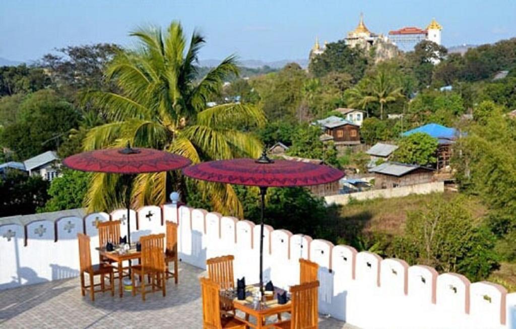 Myat Nan Taw Hotel Loikaw Extérieur photo